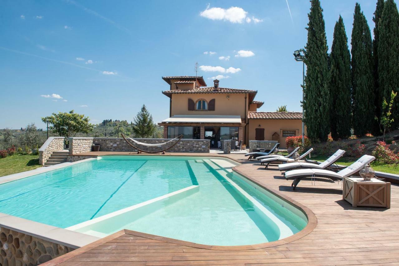 Agriturismo Casale Ugolini Монтеспертоли Екстериор снимка